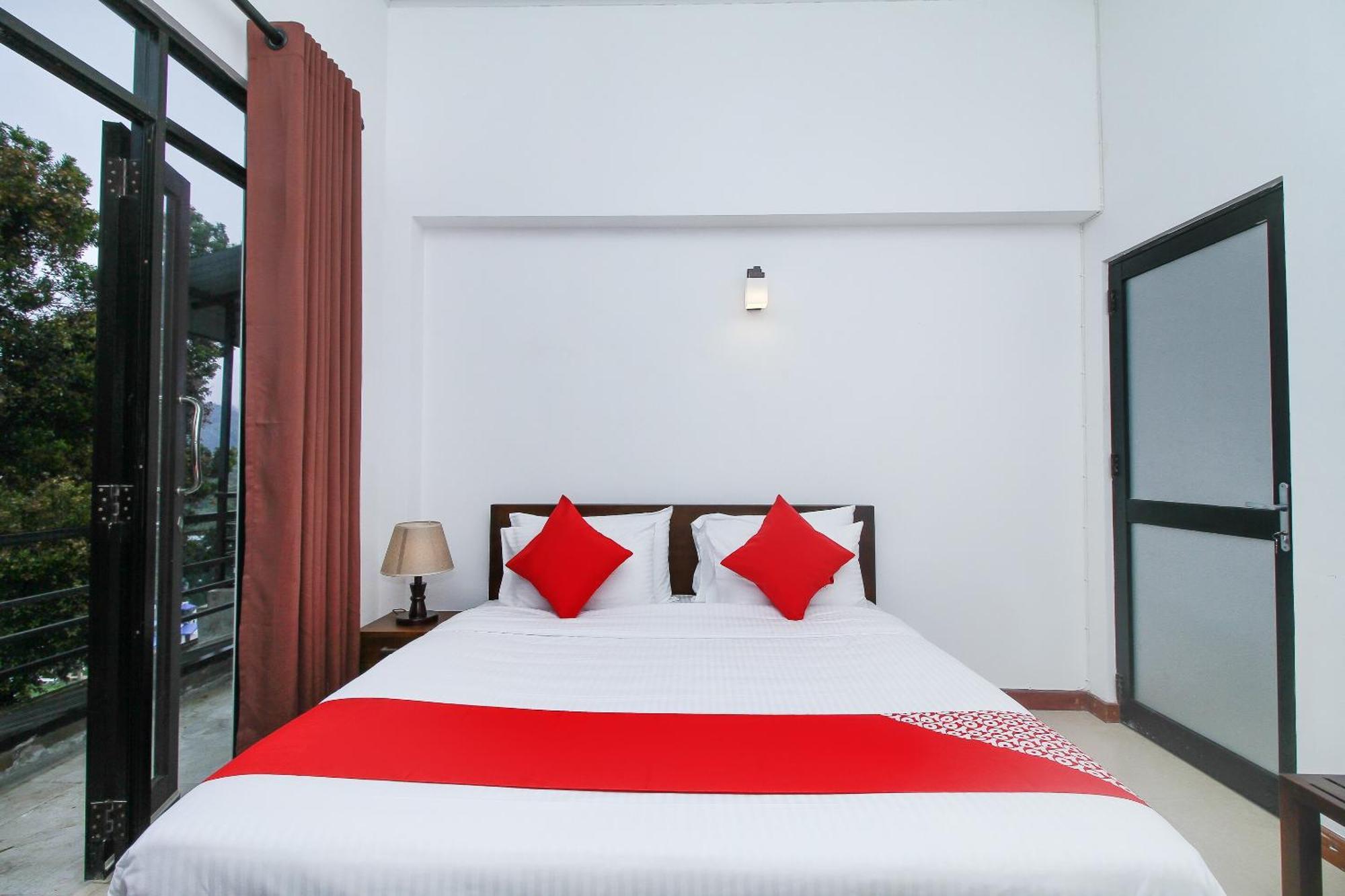 Delphin Hotel Нувара-Елія Номер фото